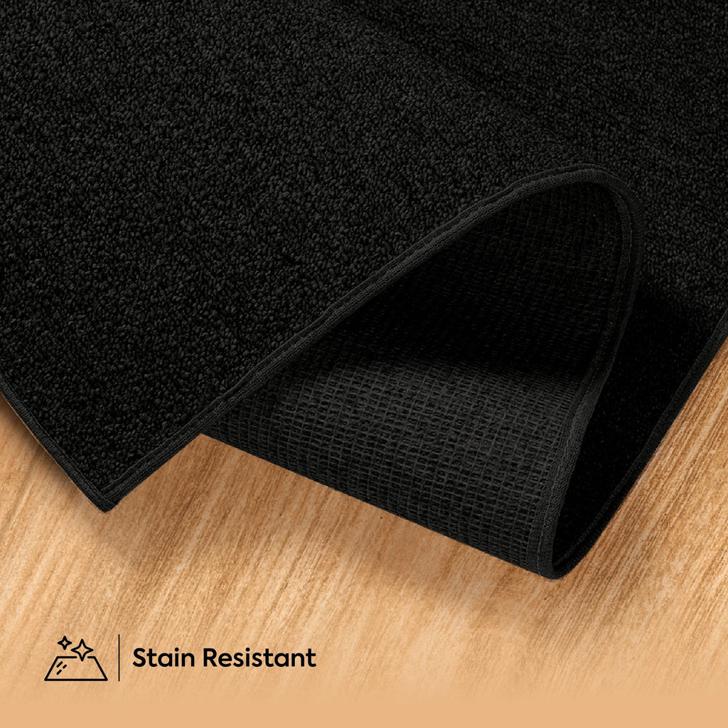 Black 5' x 8' Solid Color Area Rug M42203