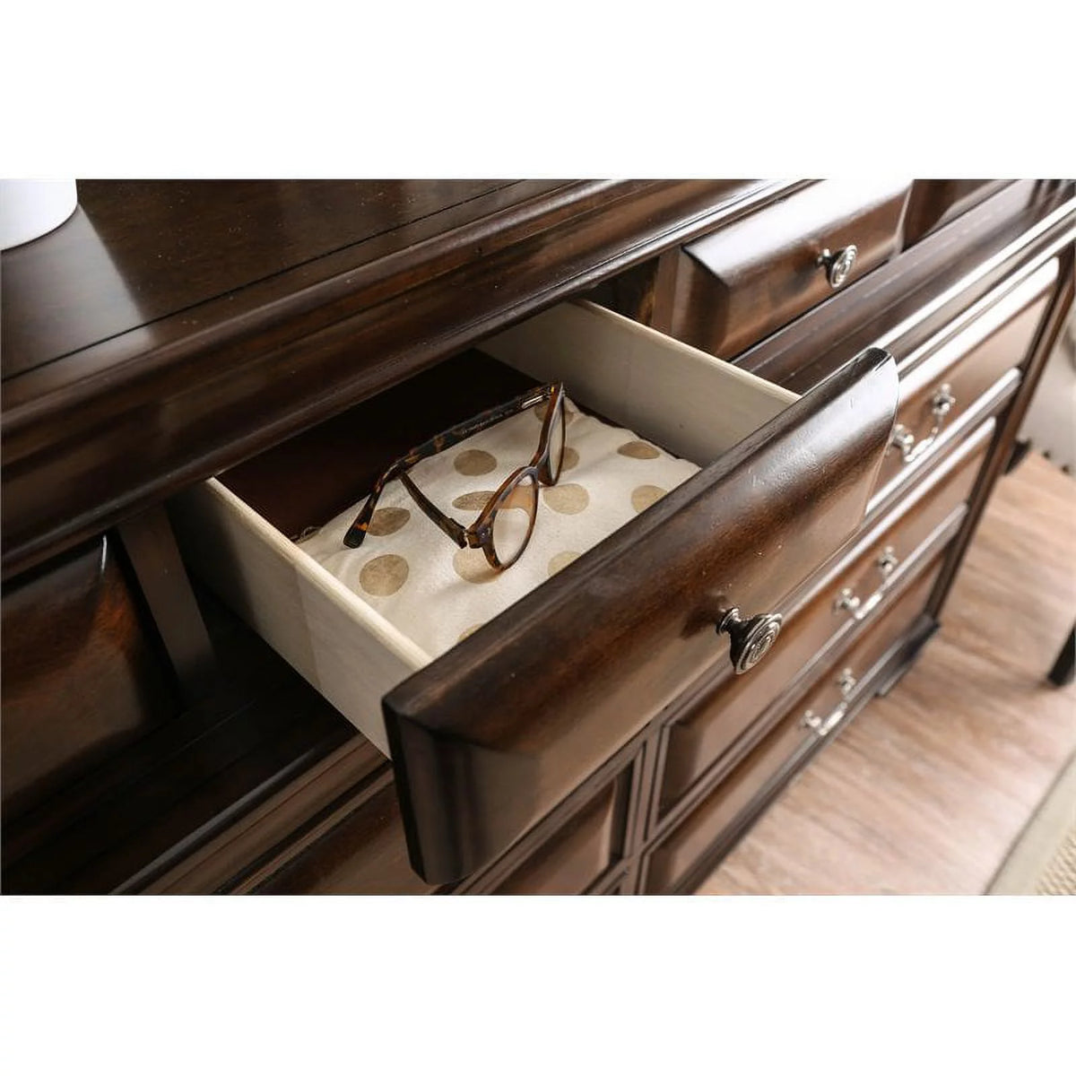 Solid Wood 10-Drawer Dresser and Mirror in Cherry I970