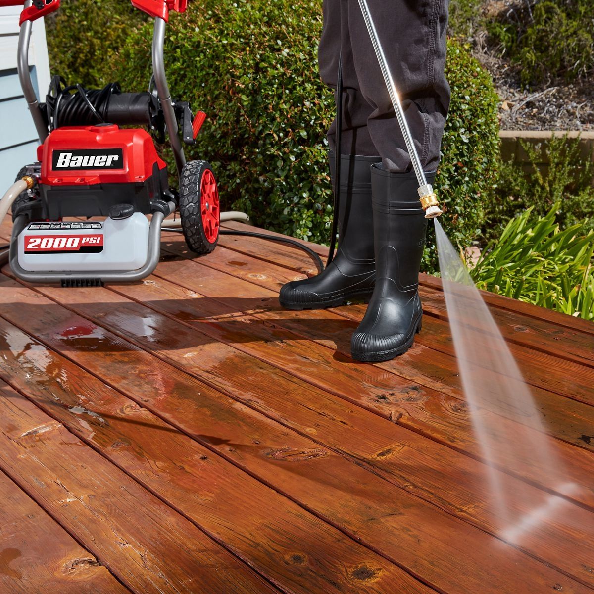 2000 PSI Electric Pressure Washer O28429