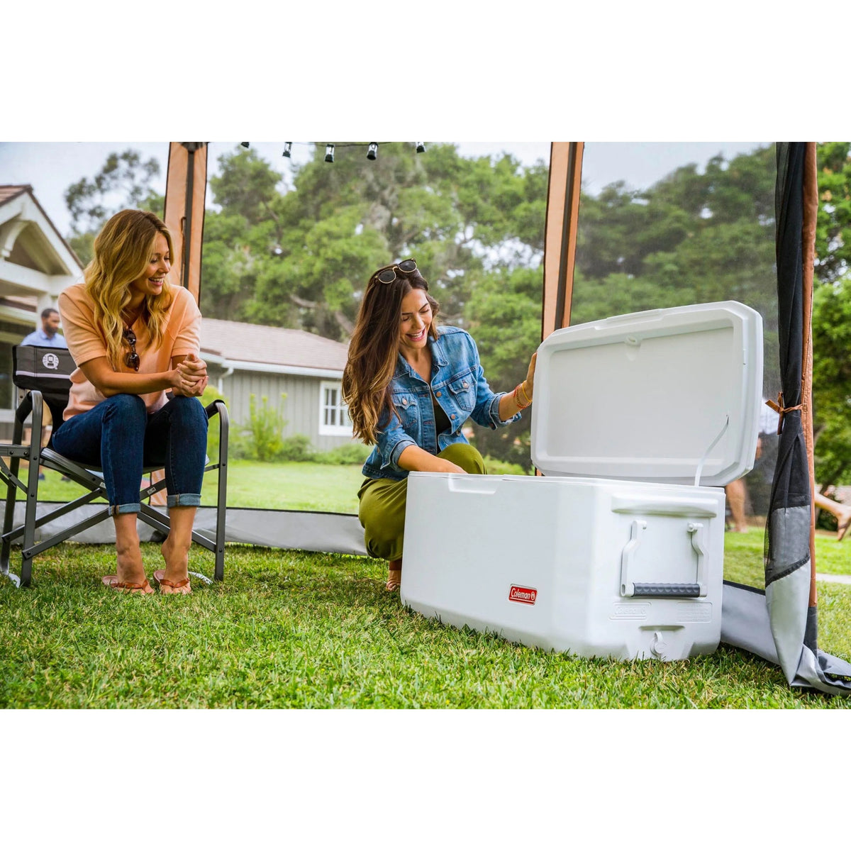 White 120-Quart Marine Hard Cooler L507
