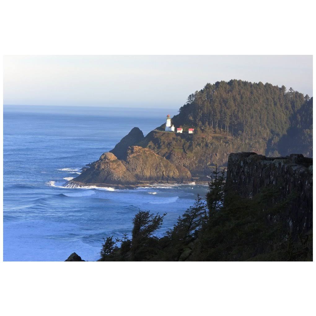 Oregon Heceta Head Lighthouse Poster Print (38 x 24) X8720