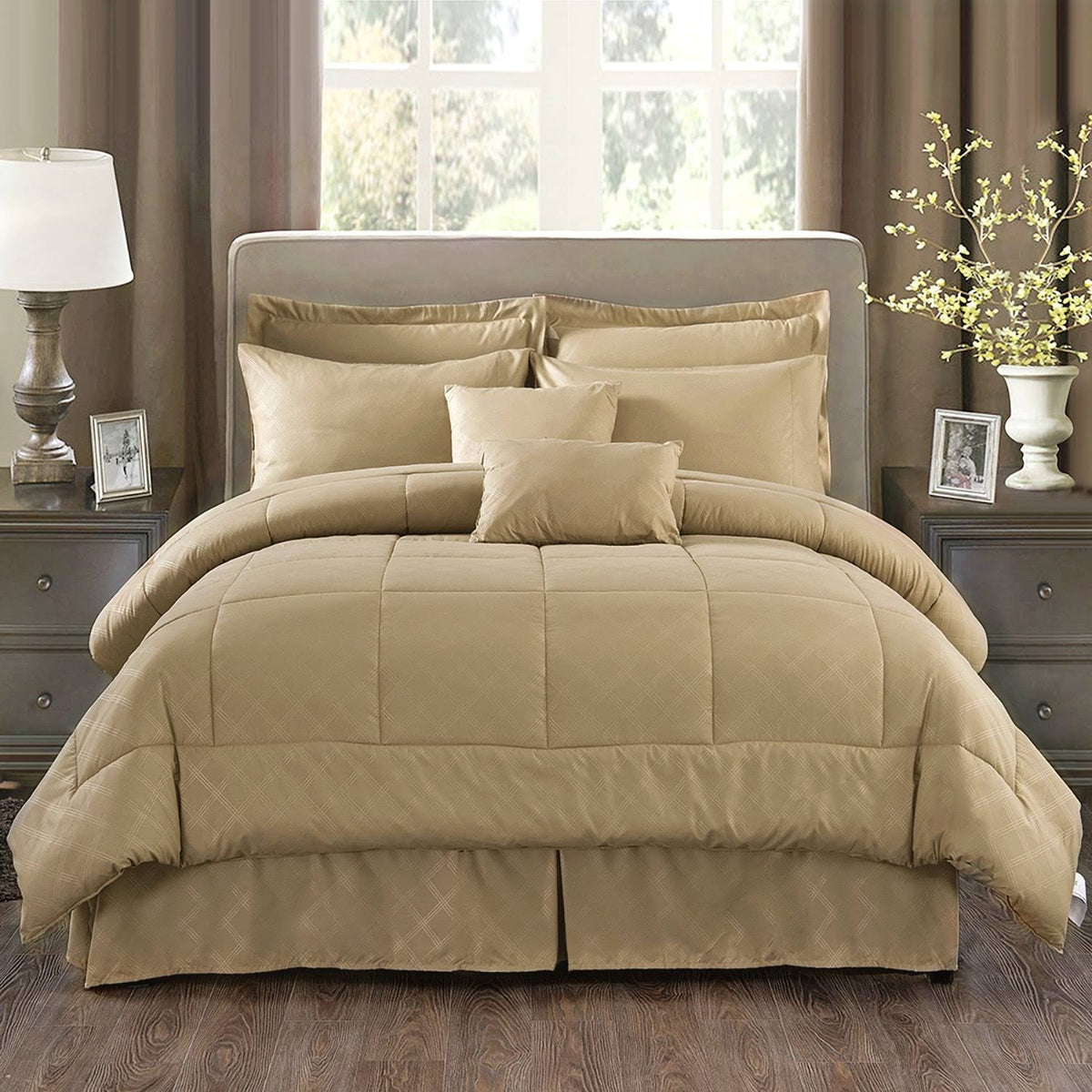 10 Piece Solid Color Microfiber Comforter and Sheets Set King Cal King T481621