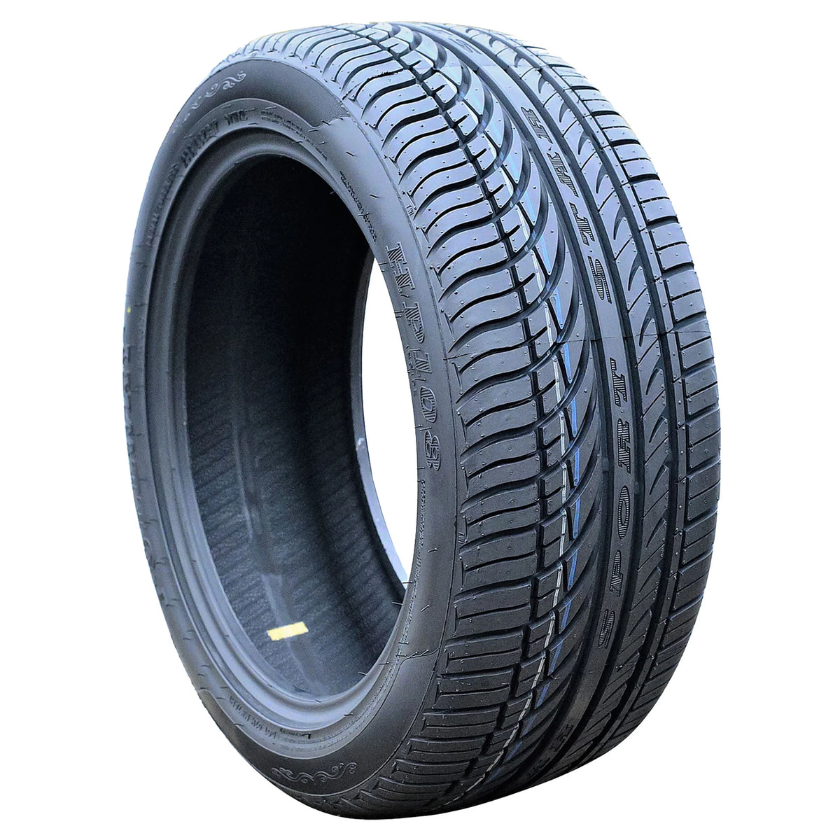 225/40ZR18 92W XL All Season Performance Tire Q90424