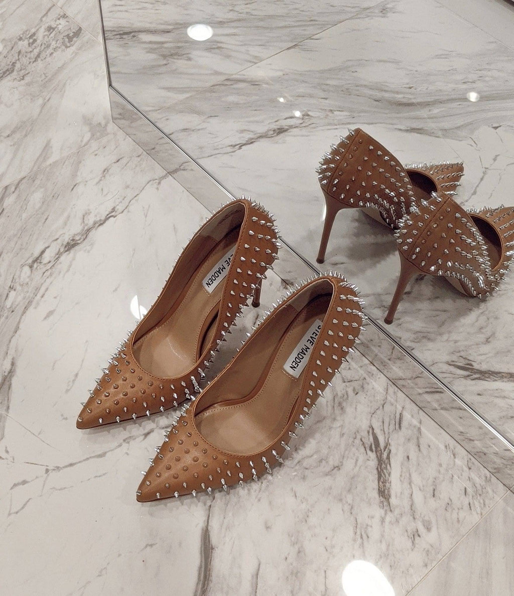 Studded Stiletto Pumps B801