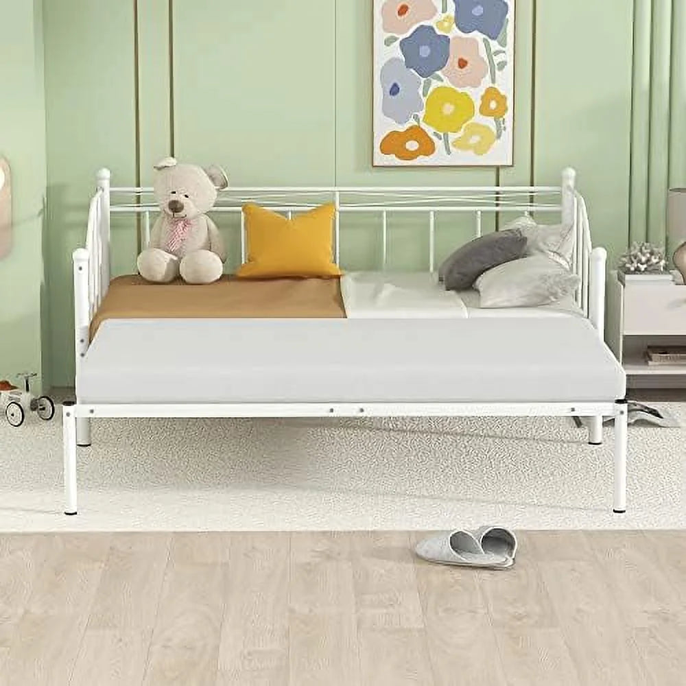 White Metal Daybed with Trundle G204966