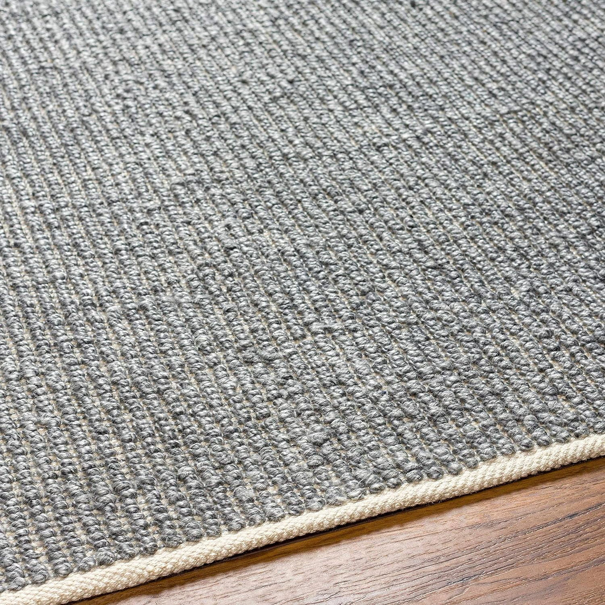Gray Black 5' X 7'6" Area Rug Y213