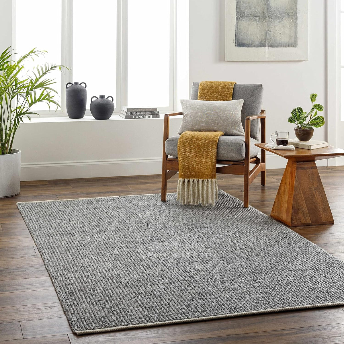 Gray Black 5' X 7'6" Area Rug Y213