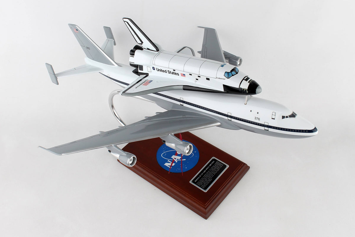 NASA 747-100 Shuttle Carrier with Endeavour Plane I9950